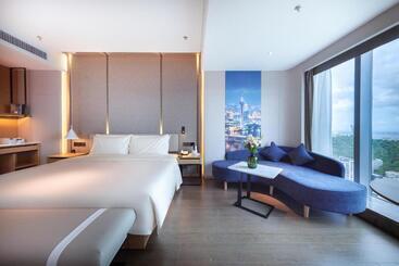 Atour S Hotel Zhuhai Gongbei Port Netease Selected