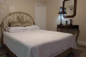 مبيت وإفطار Angel Hideaway