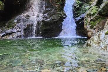 膳宿费 Hostal Isla Magdalena