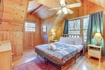 بيت ريفى Private Hot Tub & Fire Pit: Log Cabin In Blakeslee