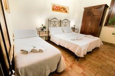 בית מלון כפרי Rocche Draele