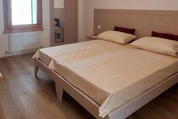 교외 호텔 Dependance L Eremo