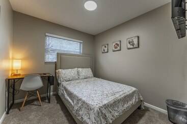 Пансион Zenhomes In Tampa Near Usf