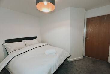 اقامتگاه Oldbury Heritage Hideaway 02!