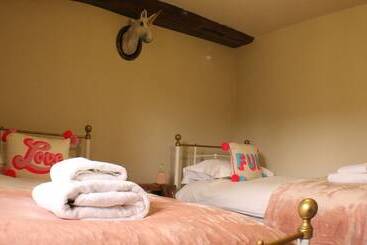 레지던스 The Old Forge, A Cotswold Cottage In Winchcombe