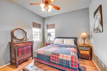 별장 Farm Retreat W/ Furnished Patio: 12 Mi To Mckinney