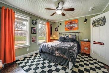 별장 Retro Retreat In Llano W/ Screened Porch!