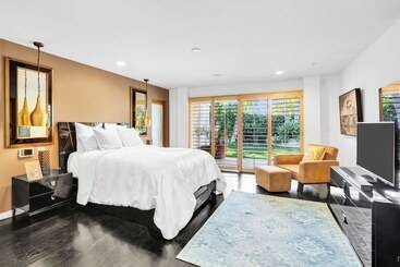 کلبه Edwin By Avantstay Hollywood Hills Luxury + Pool