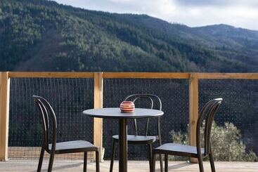 Отель Casa Raposa Lodges   Terrace Mountain View