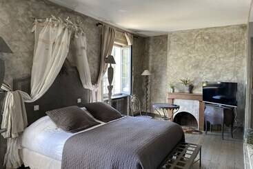 בית מלון כפרי Les Jardins De La Tour