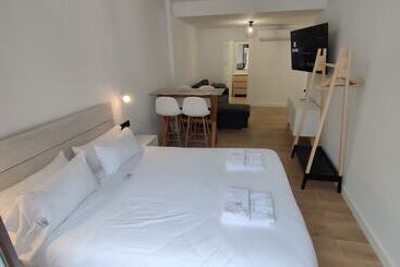 هتل Mira San Basilio