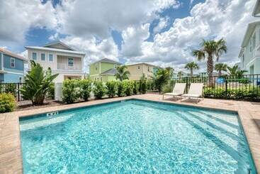 کلبه The Sea Shelter