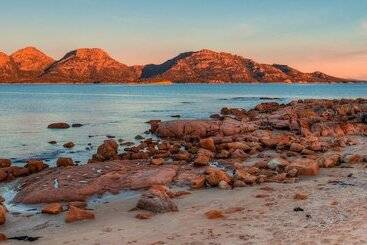 Edge Of The Bay Resort