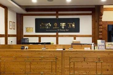 Hanok Hotel Odongjae