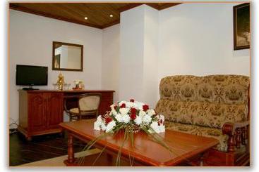 هتل Art   M Gallery