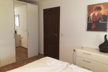 Отель Monastery Apart Complex