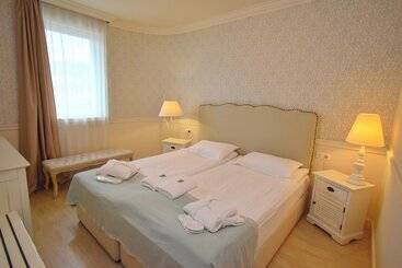 هتل Therma Palace   Mineral Pool & Spa & All Inclusive