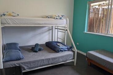 هاستل Ozzie Pozzie Backpackers   Port Macquarie Yha