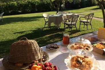 Agriturismo   B&b L Acquacotta