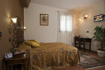 Agriturismo   B&b L Acquacotta