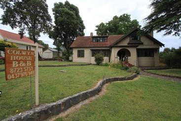 Colwyn House Bed & Breakfast & Stable Cottage