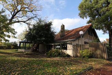 Colwyn House Bed & Breakfast & Stable Cottage