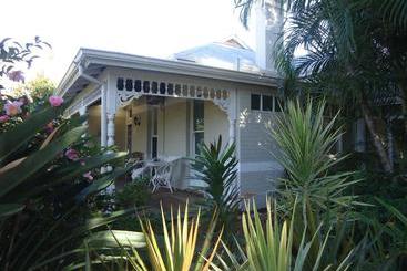 ベッドアンドブレックファースト Durack House