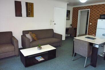 Jadran Motel & El Jays Holiday Lodge