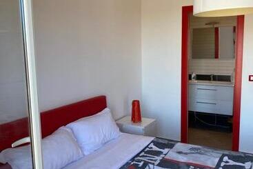 تختخواب و صبحانه Rossa Chupiteria The Time Avanzato