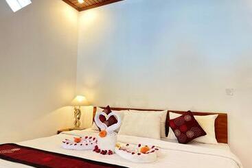 Bed and Breakfast Bupon House Cempaka Room