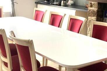 مبيت وإفطار La Demeure Romantique