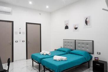 住宿加早餐  Laura Suite