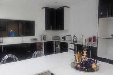 פנסיון The Classic House B&b