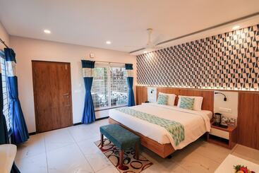 Курорт Mgm Whispering Winds Yelagiri