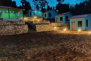 בית מלון כפרי Anandi Resort