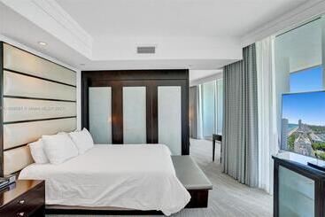 فندق Fontainebleau Miami Beach