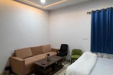 هتل Ggopala Restaurant & Rooms