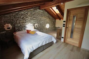 Le Foyer De Grand Mère