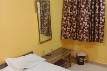 فندق Mangalam Guest House