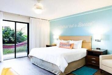 فندق Margaritaville Beach Resort   Garden Poolside   Costa Rica