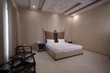 Nirmal Hotel And Resort