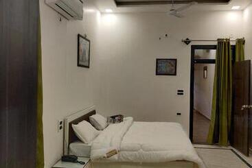 فندق The Raarees Mountain View Cottage, Munnar   Nested In Nature S Lap