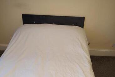 膳宿费 29 Ansell Road Sw17