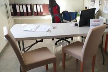 膳宿费 Hostal Diego De Almagro