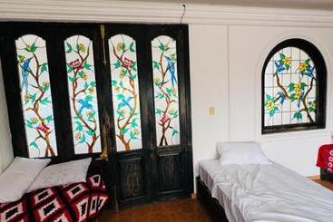 膳宿费 Taj Mahal Hostal And Restaurant