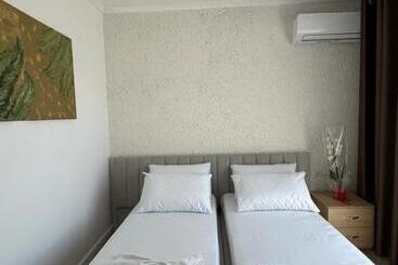 פנסיון Vila Bleta