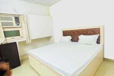 فندق Krishna Inn