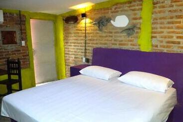 Отель Peace And Love