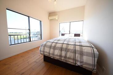 בית מלון כפרי Surf Island Isumi