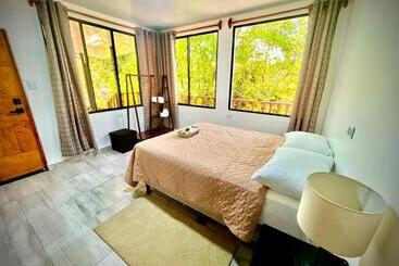 بنسيون Mayara Hostal